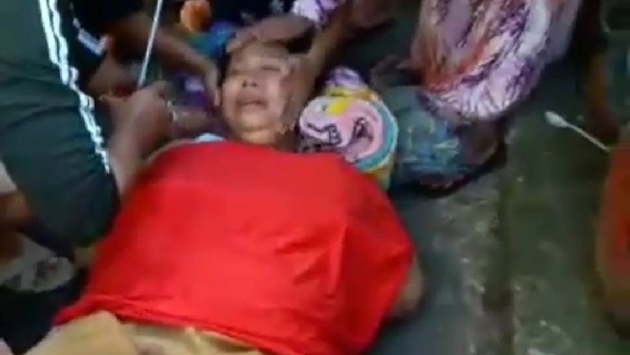 Seorang ibu melahirkan di sebuah gang di Karang Anyar, Sawah Besar, Jakpus