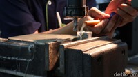 Dalam kesempatan itu, Ida melihat para peserta mempraktekkan skill yang didapat dari BLK.