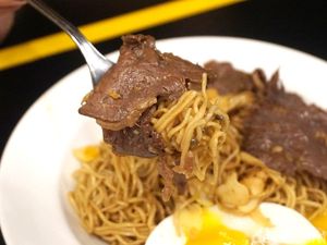 Gamers Paradise: Tempat Nongki Baru Buat Para Gamer yang Doyan Makan