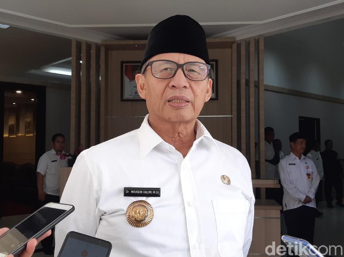 Gubernur Banten Wahidin Halim