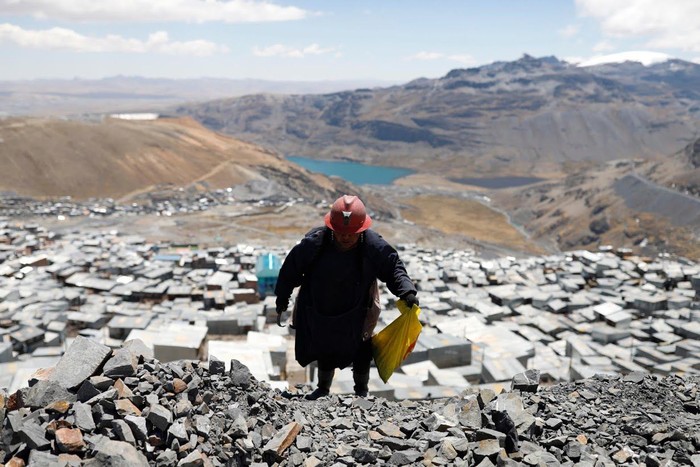 pemulung emas di peru