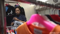 Jadi, isu soal pakaian bekas bisa menyebarkan corona masih belum diketahui. Namun, menurut Kementerian Kesehatan sampai saat ini mekanisme penularan yang sesungguhnya masihbelum diketahui.