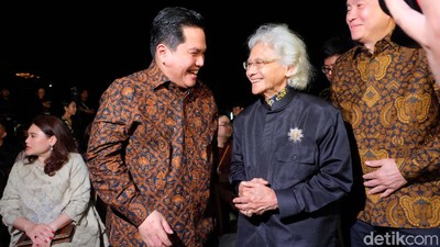 Erick Thohir Buka Pameran Maestro Lukis Srihadi Soedarsono