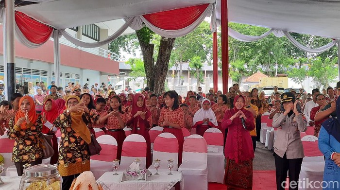 risma joget cuci tangan