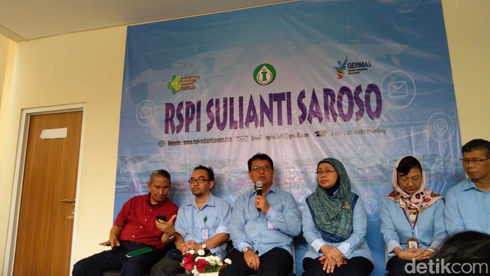 Konferensi pers RSPI Sulianti Saroso (Yogi Ernes/detikcom)