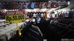 Pakaian Impor Tetap Eksis di Tengah Geger Corona