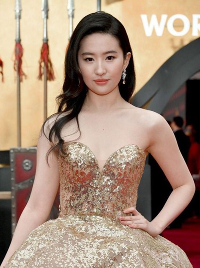 HOLLYWOOD, CALIFORNIA - MARCH 09: Yifei Liu attends the premiere of Disneys 