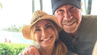 Selain dikenal sebagai aktor sukses, Chuck Norris juga merupakan pria romantis.  Dok. Instagram