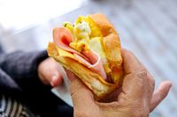 Roti Panggang Gaya Korea Ada di Kafe 'Toast' Instagramable Ini