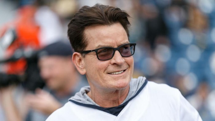 HOLLYWOOD, CA - APRIL 11:  Actor Charlie Sheen arrives for the premiere of Dimension Films Scary Movie 5 at ArcLight Cinemas Cinerama Dome on April 11, 2013 in Hollywood, California.  (Photo by Michael Buckner/Getty Images)
