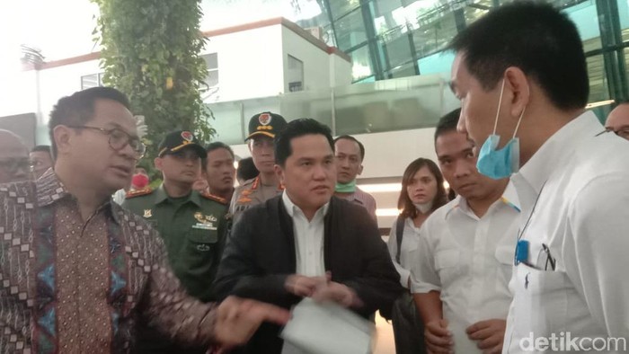 Menteri BUMN Erick Thohir di Bandara Soekarno-Hatta