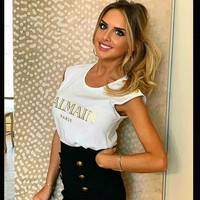 Dilaporkan bahwa pria 25 tahun itu berniat menikahi Michaela pada Desember tahun lalu tapi keputusan itu ditunda karena ketika itu ia berencana pindah ke Arsenal. Foto: Instagram @michelapersico