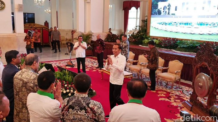 Jokowi salam namaste