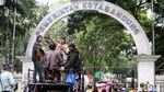 Ratusan Musisi Jalanan Geruduk Kantor Wali Kota Bandung