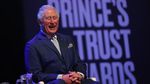 Awkward Moment! Saat Pangeran Charles Lupa Tak Boleh Salaman