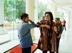 Dear Pejabat-pejabat Indonesia, Pimpinan WHO Tak Anjurkan Salam Siku