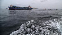Setiap minggu, IPC melaporkan rencana kedatangan kapal yang akan bersandar di Pelabuhan Tanjung Priok.