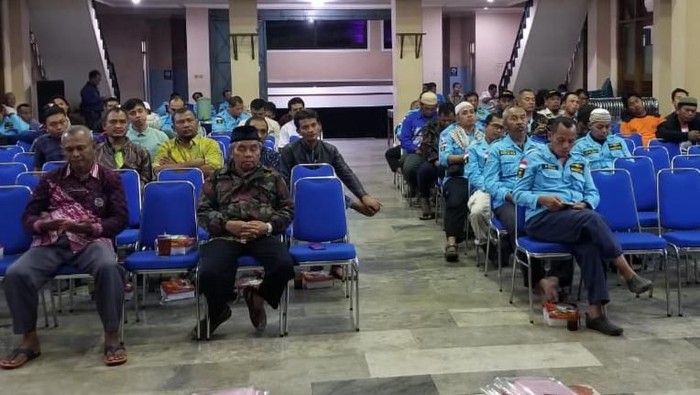 Warga dan kader DPD PAN Klaten saat mengikuti kegiatan reses DPRD Klaten.