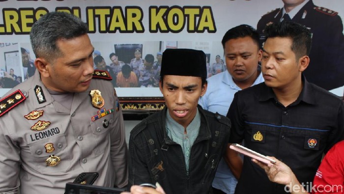 Polisi memanggil pemilik akun Facebook Eka Pras yang sempat menggegerkan dunia maya. Ia mengedit posting-an 2016 dengan ramalan soal virus corona.