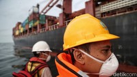 Kapal-kapal yang akan bersandar diminta melaporkan secara online 10 pelabuhan terakhir yang disinggahi, sebelum ke Tanjung Priok.