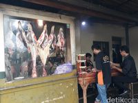 Sate Klatak Pak Pong Habiskan 20-30 Ekor Kambing Sehari