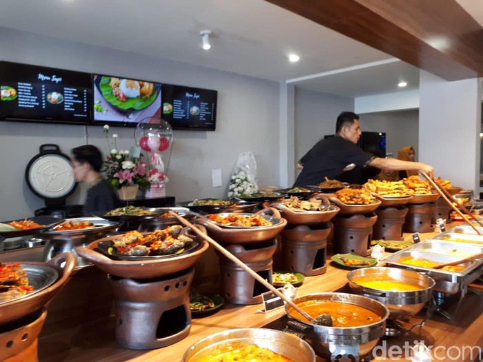 Nasi Kapau Langganan
