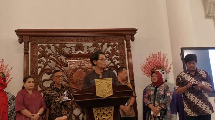 Deputi Gubernur Bidang Pengendalian Kependudukan dan Permukiman DKI Jakarta, Suharti