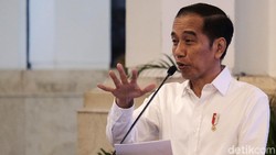 Cegah Corona, Jokowi: Kerja, Belajar, dan Ibadah di Rumah