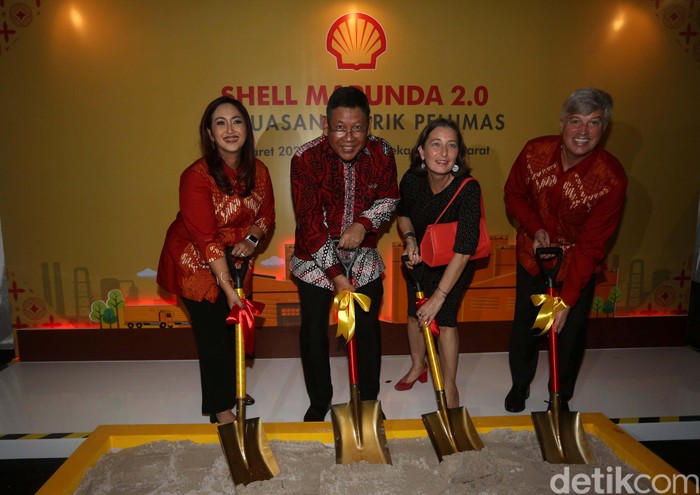 Produsen pelumas mulai melirik pasar di luar Pulau Jawa. Salah satunya Shell Indonesia yang tengah membidik wilayah tersebut.