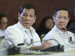 Gaya Presiden Filipina Ancam Tembak Warga Demi Cegah Corona 