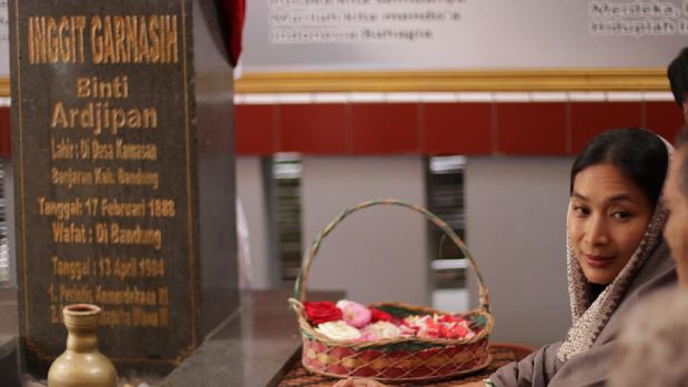 Monolog Happy Salma di Teater Musikal 'Inggit Garnasih' Digelar 18 April