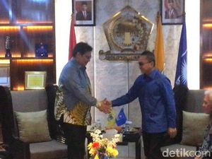 Bersama Soetrisno Bachir-Hatta Rajasa, Zulhas Sambangi DPP Golkar