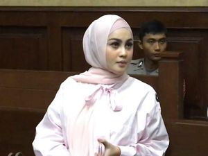 Jennifer Dunn Harap Umi Pipik Ungkap Nama Istri Almarhum Uje