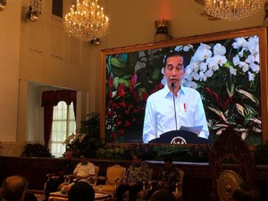 Jokowi Minta Sri Mulyani Beri Insentif ke Dokter dan Perawat COVID-19