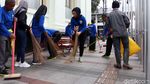Jelang Festival Asia Afrika, Trotoar di Pusat Kota Bandung Dibersihkan