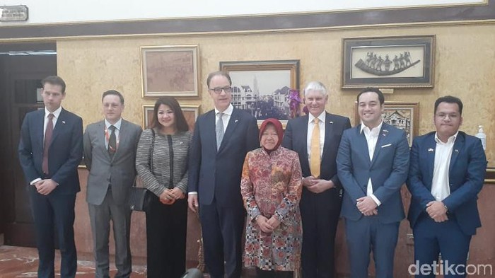 risma bertemu wakil menteri perdagangan belanda