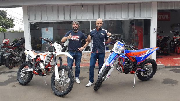 Beta Motor meluncur di Indonesia bertempat di showroom yang terletak di Jl. Buaran No.8, Serpong, Tangerang Selatan