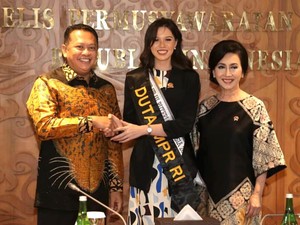 Finalis Puteri Indonesia Sumbar Ditunjuk MPR Sosialisasikan Pancasila