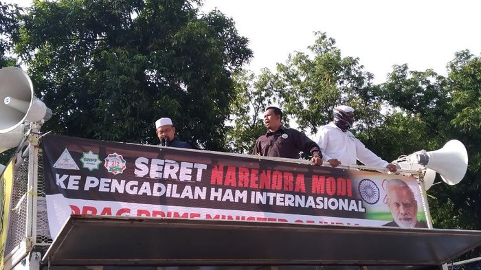 Demo di depan Kedubes India (Wilda Hayatun Nufus-detikcom)