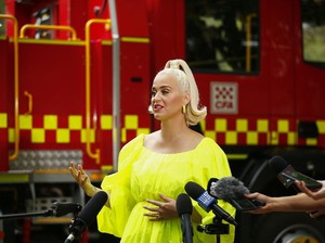 Hamil Besar, Katy Perry Mulai Latihan Jadi Ibu