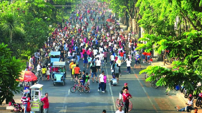Pemkot Surabaya meniadakan Car Free Day (CFD) untuk sementara waktu. Itu dilakukan untuk mencegah penyebaran virus corona.