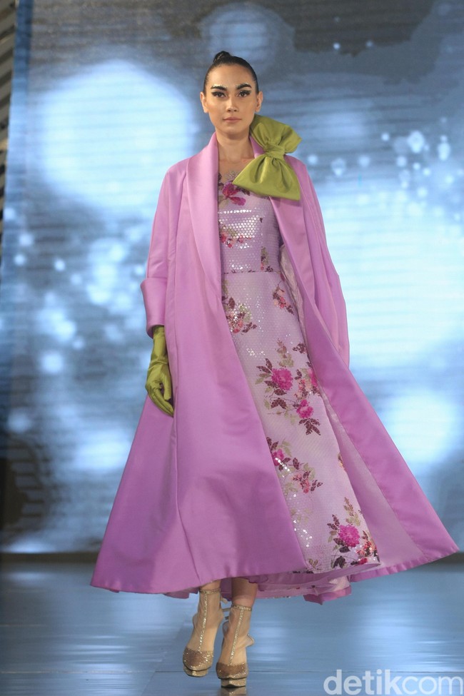 Sebastian Gunawan menampilkan koleksi terbarunya di acara Fashion Nation 2020, di Senayan City, Jakarta. Kamis [12/3/2020]. Foto: Mohammad Abduh/Wolipop.