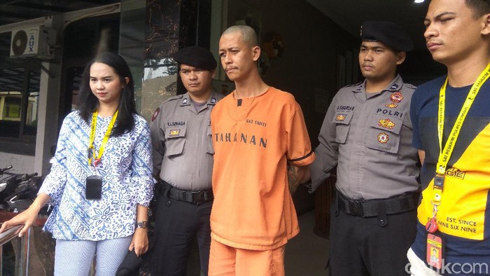 Polisi tetapkan Rangga Mulyana (25) tersangka pencabulan-perkosaan anak kandung.