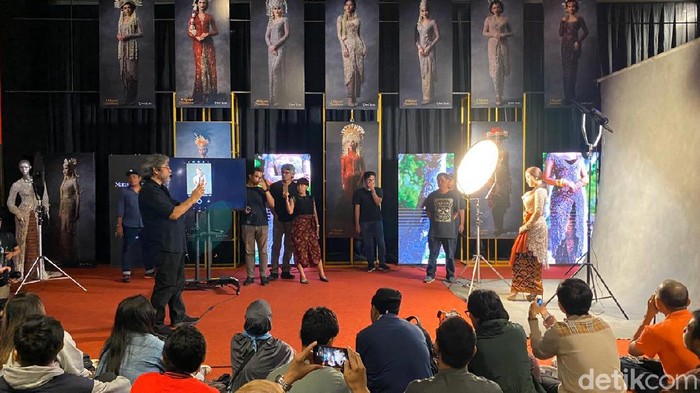 Workshop Fotografi Darwis Triadi