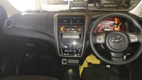 Bagian lain yang juga tampak berubah dari Daihatsu Ayla dan Toyota Agya 2020 adalah layout dashboard-nya.Foto: Instagram @indra_fathan