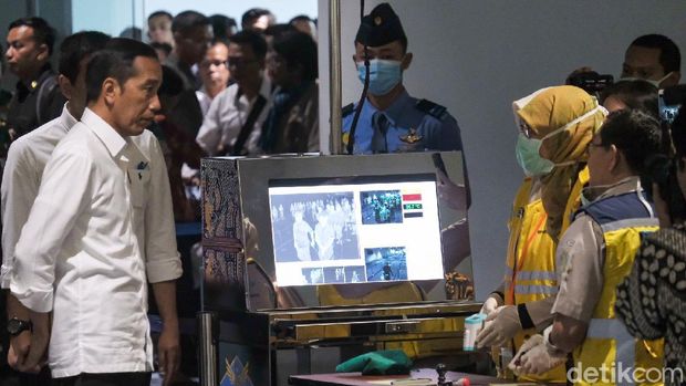 Presiden Joko Widodo di Bandara Soetta. 