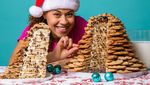 Ini Yolanda Gampp yang Berpose dengan Illusion Cake Buatannya
