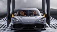 Sebagai menu pembuka, body Koenigsegg Gemera dibuat dari serat karbon. Pada dapur pacu ada mesin 2.0 liter tiga silinder yang memiliki tenaga 600 HP. Mobil ini punya tiga penggerak listrik. Dua menggerakkan roda belakang, satu memutar roda depan. Kombinasi tiga motor itu mampu menghasilkan output 1.100 HP. Foto: Dok. Koenigsegg