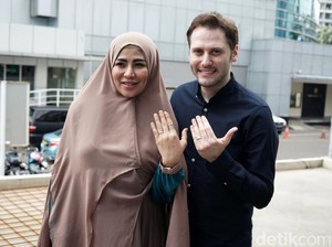 Cinta Penelope Gugat Cerai Taha Gakhan