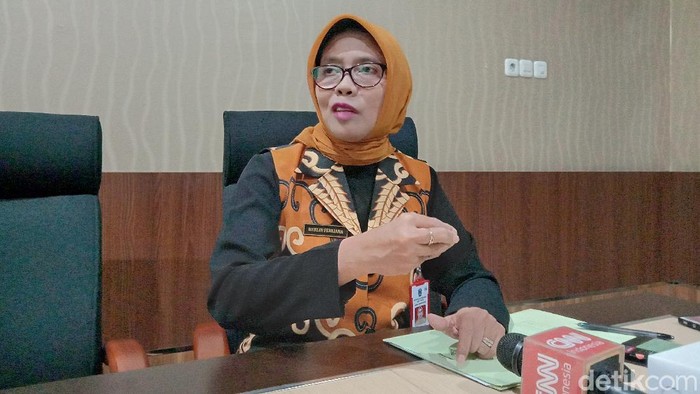 Kepala Dinas Kesehatan Jatim Herlin Ferliana